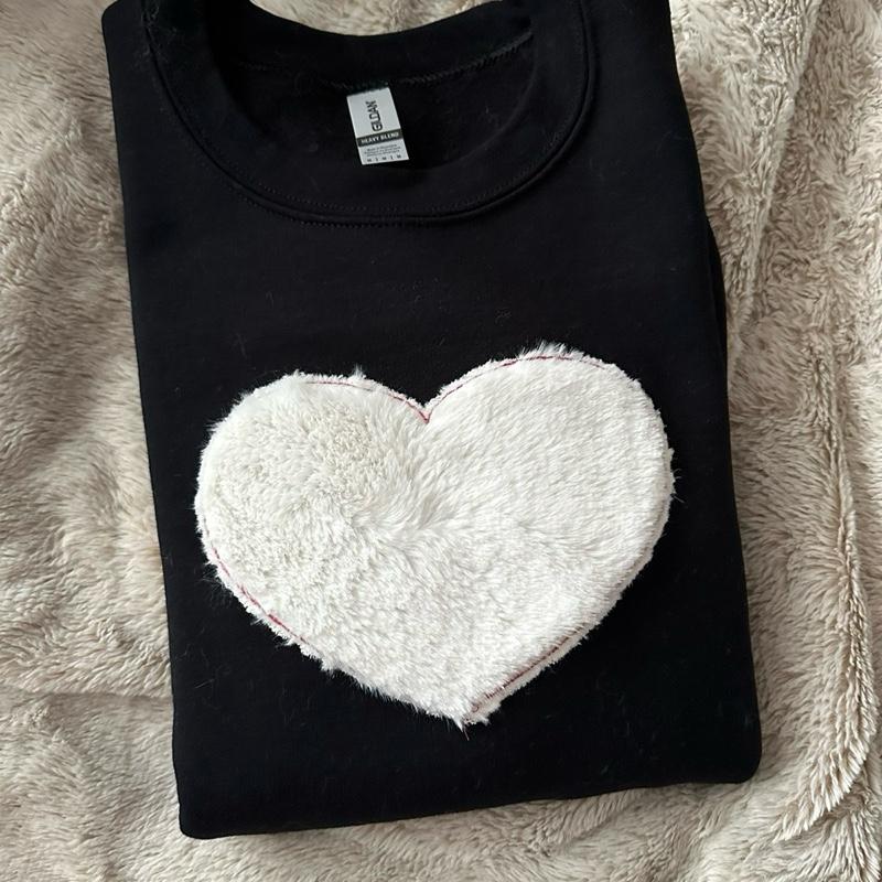 Unisex Crewneck Soft Heart For Husband, Wife, Boyfriend, Girlfriend, Friends Helps Self-Regulate, Overload of Sensory