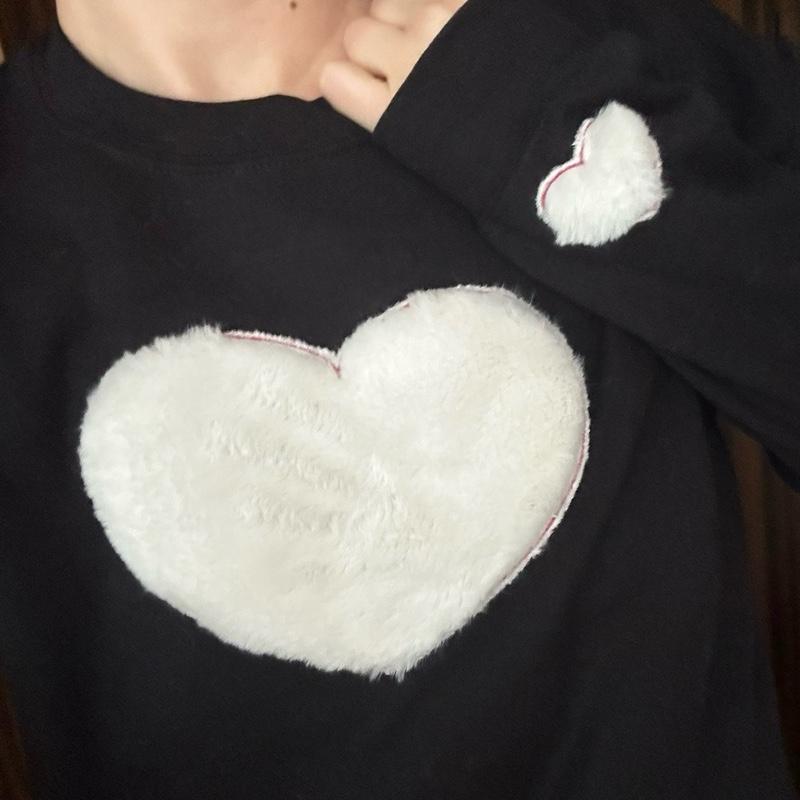 Unisex Crewneck Soft Heart For Husband, Wife, Boyfriend, Girlfriend, Friends Helps Self-Regulate, Overload of Sensory
