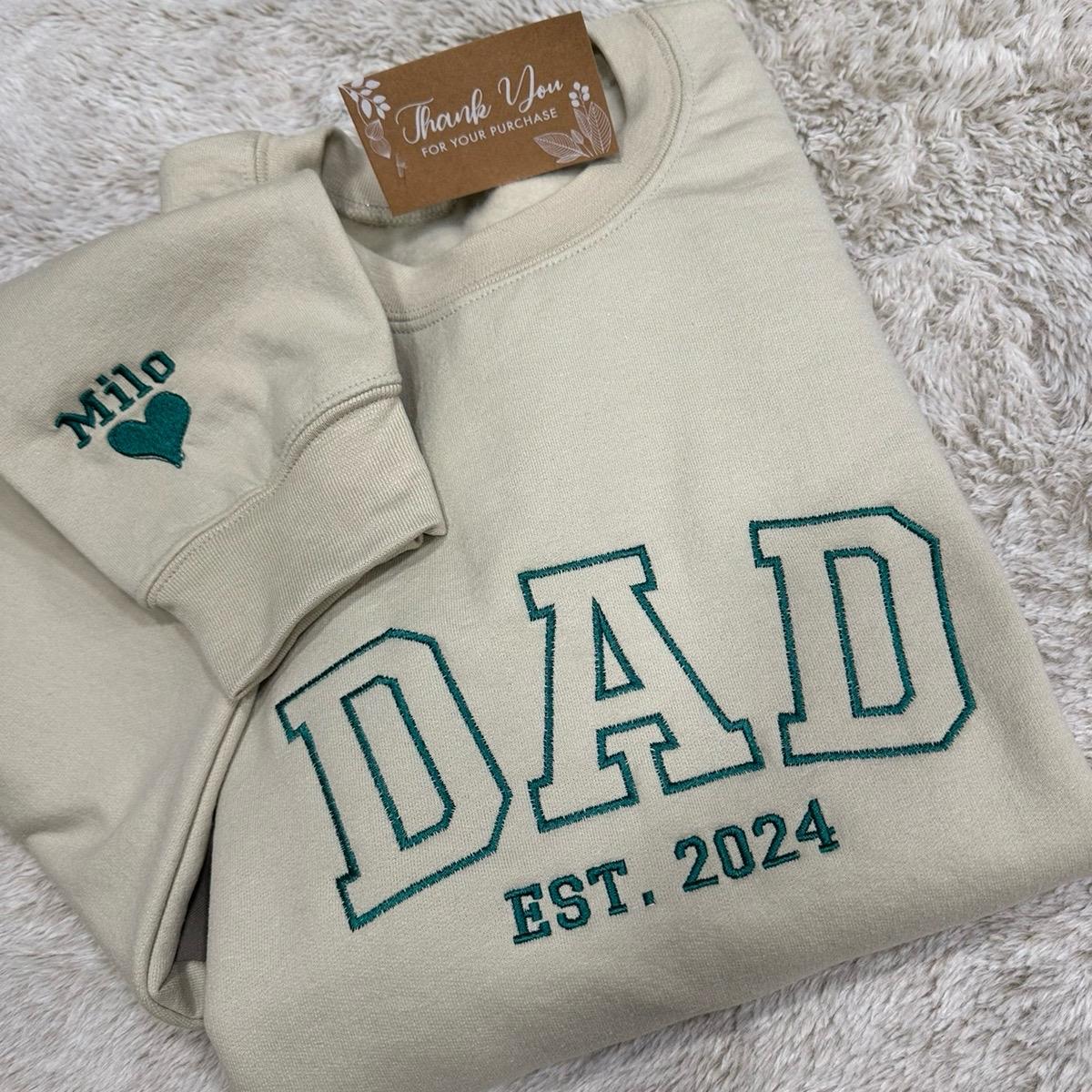 Personalized DAD Embroidered Sweatshirt Crewneck with Est Year, Heart and Name on Sleeve - Perfect Father Daddy Gift