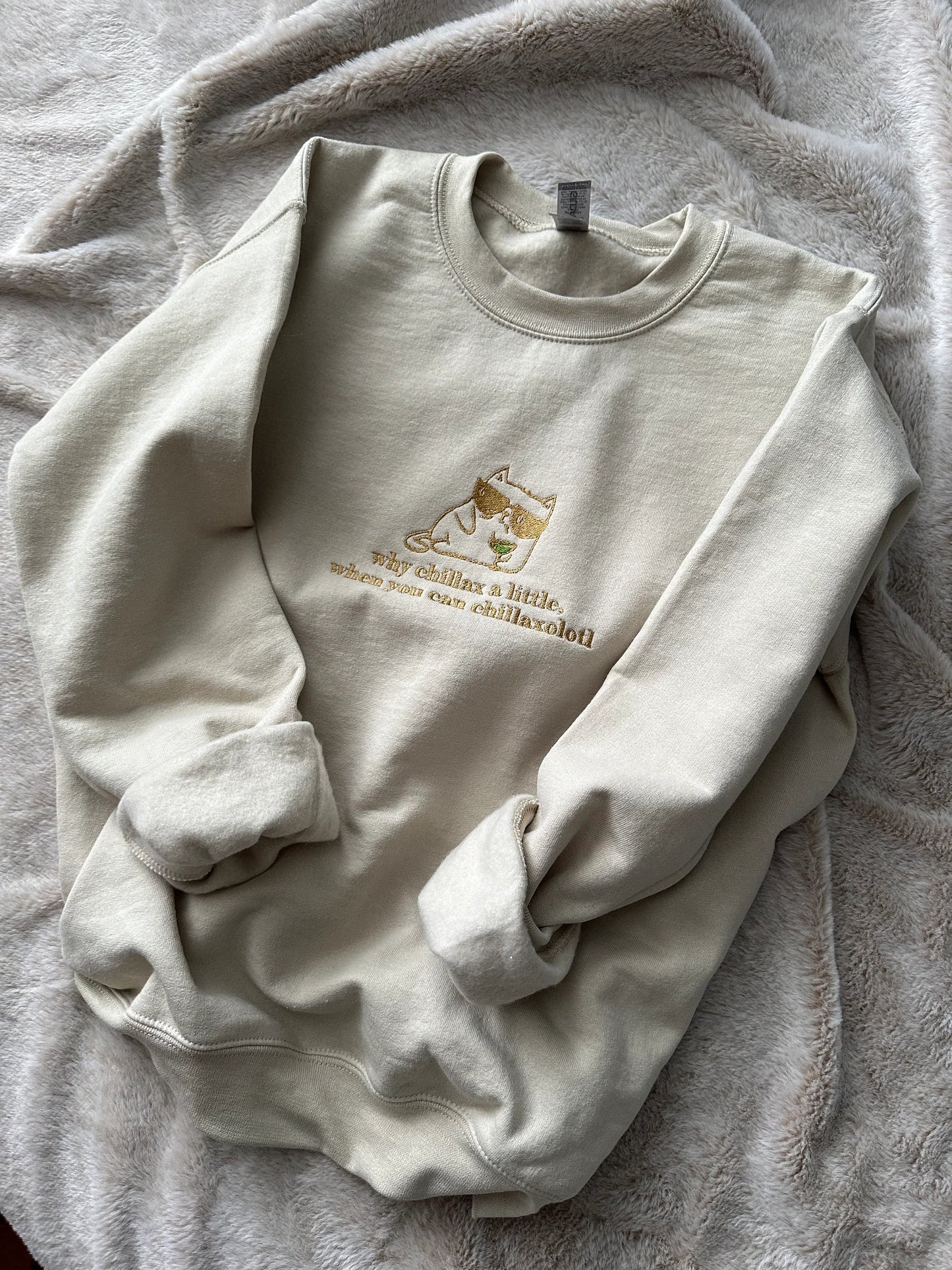 Custom Embroidered crewneck sweatshirt ''Chillax''