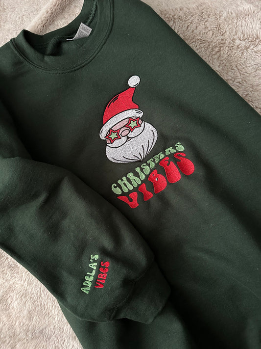 Embroidered Christmas crewneck sweatshirt ''Christmas Vibes '' with personalised sleeve